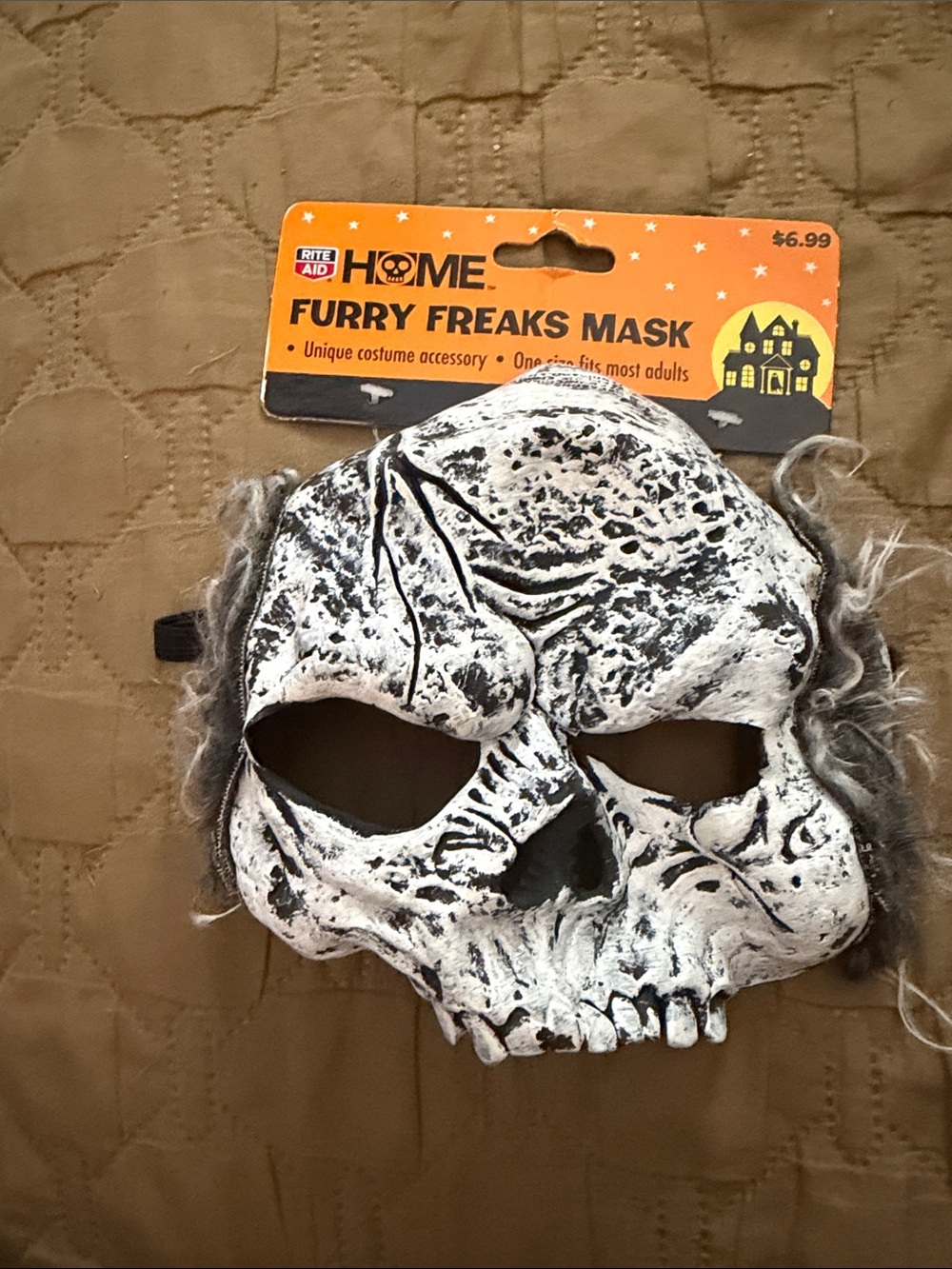 Furry Freaks White Skull Mask